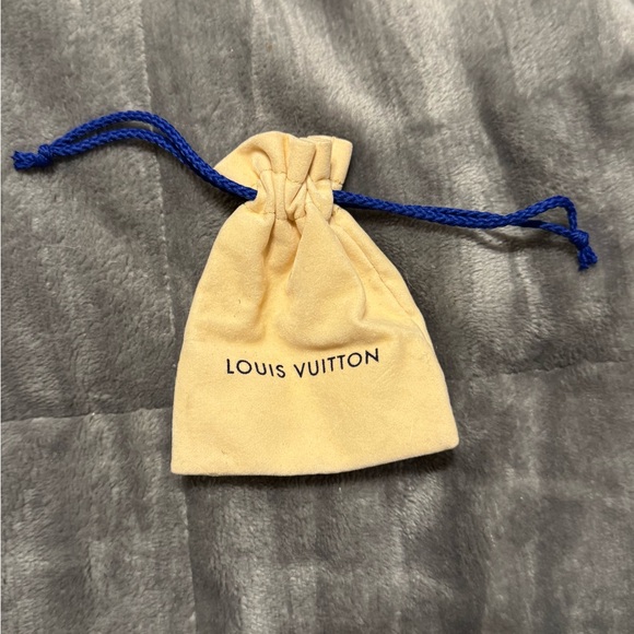 Louis Vuitton Beige Pouch with Blue Drawstrings - Picture 1 of 2
